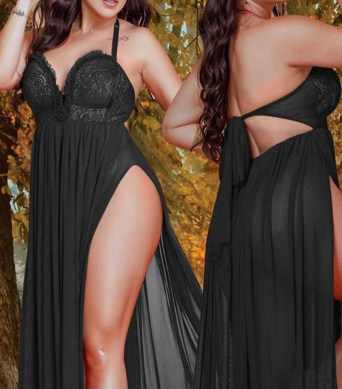 Long chiffon lingerie open from one side and the back - with lace from the chest