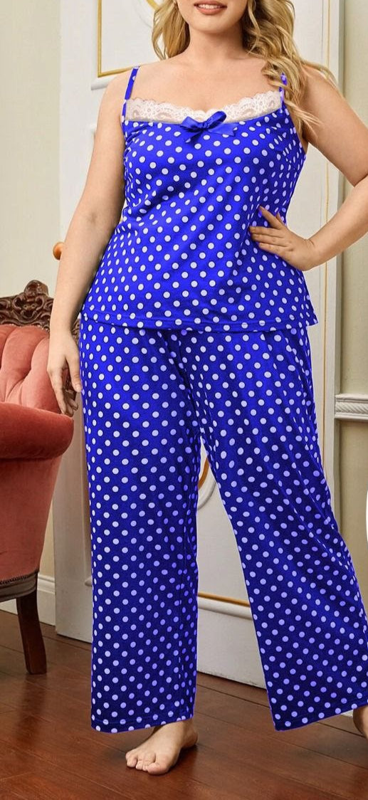 Two-piece satin pajama - dotted - with lace from the chest