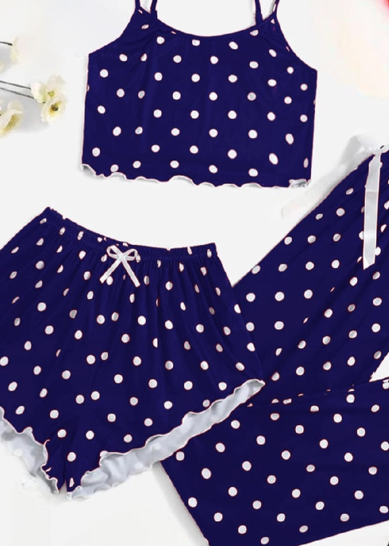 Three-piece pajamas - made of dotted butter