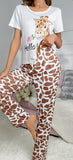Two-piece pajamas - Butter Lycra - with a giraffe face print on the T-shirt and dotted pants - Dala3ny