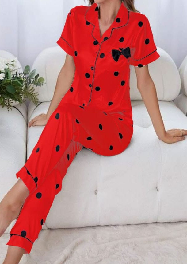 Two-piece pajama made of dotted satin - Dala3ny
