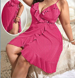 Dotted house dress - with ruffles from the front